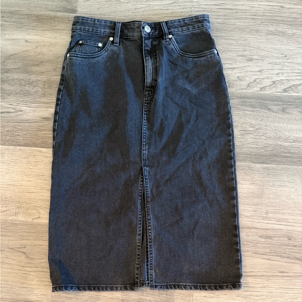 Zara Black Denim Midi Skirt Size Medium